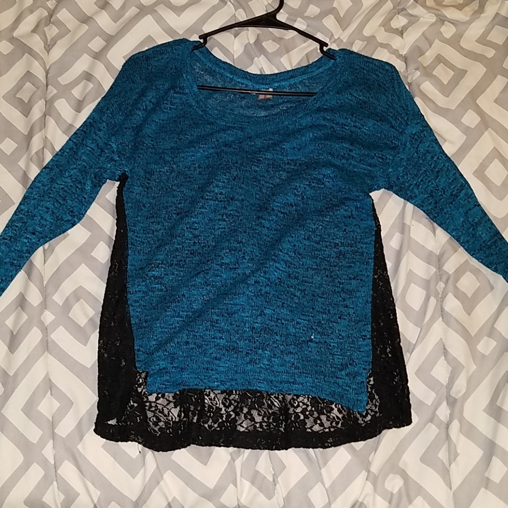 Blouse - Picture 1 of 2